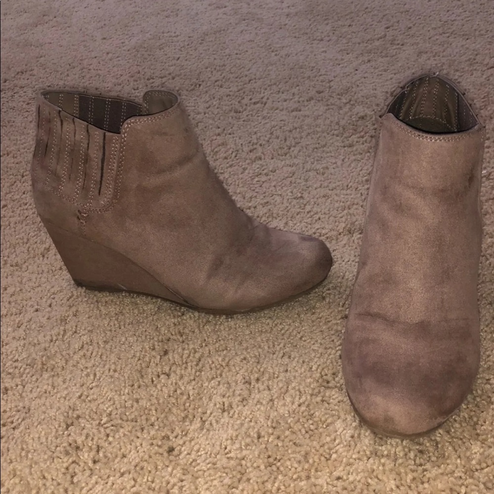 Cute Beige Suede Wedged Booties